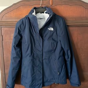 Womens Northface Jacket. My daughter used for skiing. Fuzzy Liner is removable